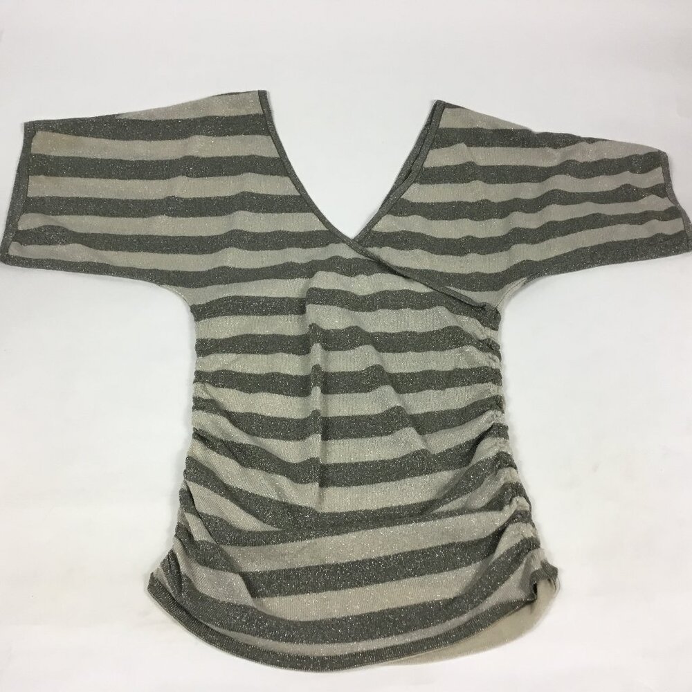 (PO) Pout, Tan & Gray Wrap V Neck Top